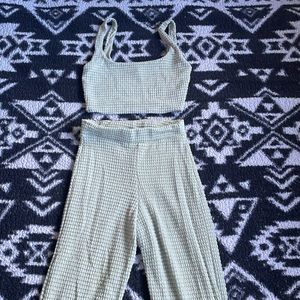 2 piece set